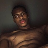 criss_zuri webcam