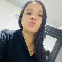 LolaSexy21's Offline Chat Room