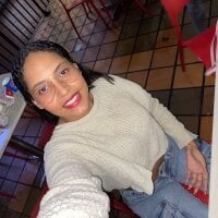 bella-more webcam model