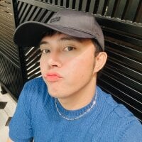 wildesthotasian webcam