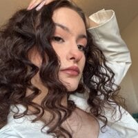 LaraeRodeigues webcam model