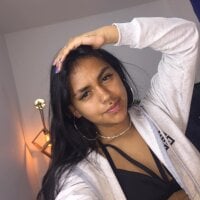 lindapussyxxx's Offline Chat Room