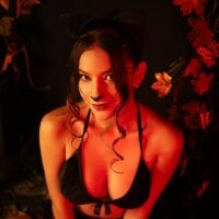 Allisonn_01 Adlı Modelin Çevrimdışı Sohbet Odası