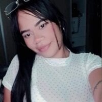 Hot_amazyng_group Chat Room offline