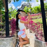 Little_caprice_x