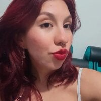 zoe-moreau webcam model