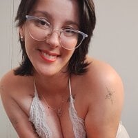 mahina84 webcam