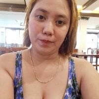 Hello_Kiffy69 webcam model