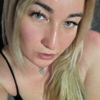 Your_Liza webcam model