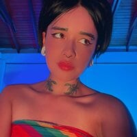 ariana-white- model avatar