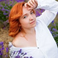 Angela_Gray's Offline Chat Room