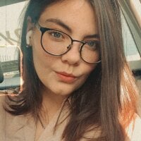 missblueeyes_1 Adlı Modelin Çevrimdışı Sohbet Odası