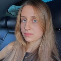 MonaBillingsley's Offline Chat Room