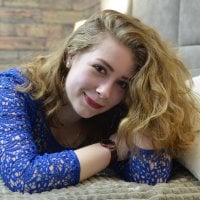 AlluringMary's Offline Chat Room