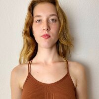 ห้องแชทออฟไลน์ของ ElaineTurner