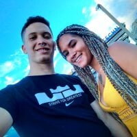 غرفة دردشة arthurandaliceX دون اتصال