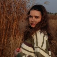 RandiCutsforth's Offline Chat Room