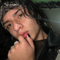 Curly_Cream_'s Offline Chat Room