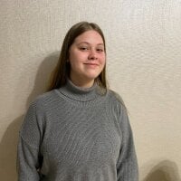 kiraparkers model avatar