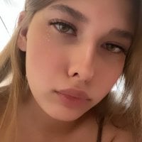 laila_sun's Offline Chat Room