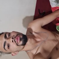 stripbott1's Offline Chat Room