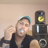 MAGNETICDADDY8 model avatar