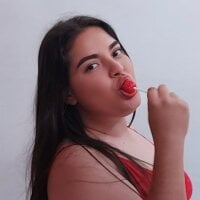 Danni_Foster