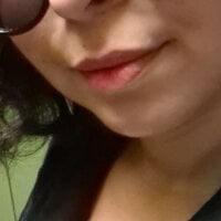 lola9393girl's Profile Pic
