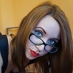 RebeccaGlam20's Offline Chat Room