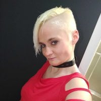 Sexycouple69XXXX's Offline Chat Room