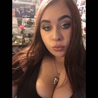 brandixxxnicole's Offline Chat Room