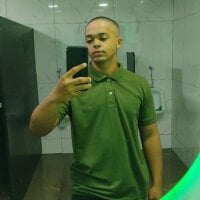 YuriJhon4Live Webcam