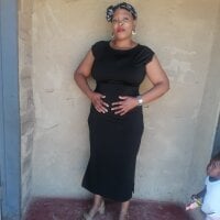 carameltities' Offline Chat Room