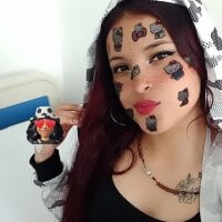 _mandy_23 Adlı Modelin Çevrimdışı Sohbet Odası