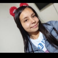 Ellie_Aron