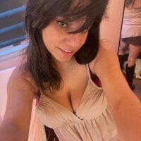 Rebecca_Ravish Ruang Obrolan Offline