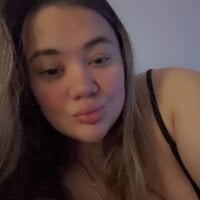 bigass_ladya webcam model