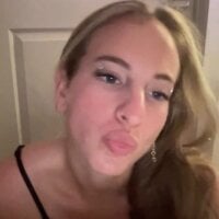 stassiethatsororitygirl webcam model