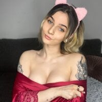 AryaLam's Avatar Pic