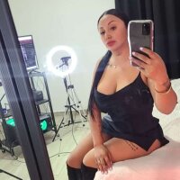 mia_maqueen's Offline Chat Room