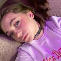 Monika_Breger's Offline Chat Room