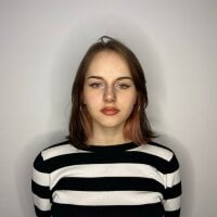 ChanaDean's Offline Chat Room