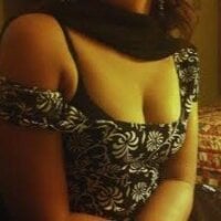 Sexy_Bhabhi33 webcam model