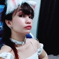 sexyhaileys' Offline Chat Room