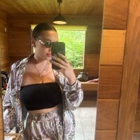 _leya_liana_'s Avatar Pic