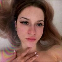 AlinaWalters webcam model