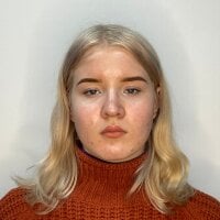 AlizeeJean's Offline Chat Room