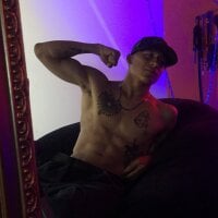 thomasjones_ webcam