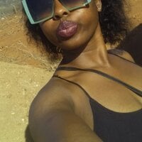 Bobscat11 webcam model