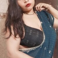 Indian-Nazia model avatar